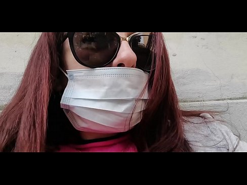 ❤️ Nicoletta yn dial ar ei chymydog ac yn pees yn ei garej (Cwarantîn Eidalaidd Arbennig Covid19) ❤❌  Porno fb ar cy.com-porn-mz.ru ﹏